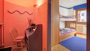 Familieleilighet, 2 soverom, balkong (Appartamento Fraiteve Ski In Ski Out) | 2 soverom