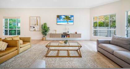 Majestic Manor Stylish Super Home Pool BBQ