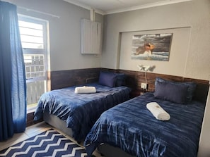 4 Schlafzimmer, Bügeleisen/Bügelbrett, Internetzugang, Bettwäsche