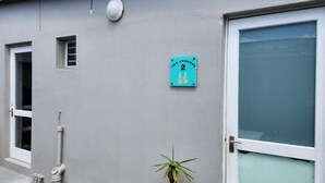 Unclassified image, 2 of 13, button