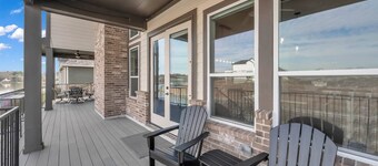Luxury Lake Conroe Home w/ 2 Primary Suites, Private Dock, Stunning Views Modern Amenities Sleeps 12