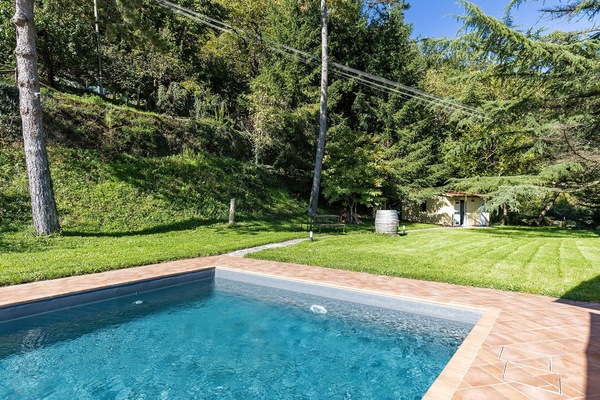L'Eau, Plante, Propriété, Paysage Naturel, Herbe, Piscine, Rectangle, Composite, Loisir
