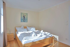 1 bedroom, WiFi, bed sheets - Strandvilla Börgerende - Holiday apartment 4 (Börgerende)