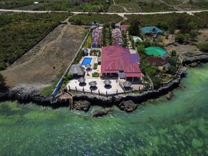 Front of property - Coral Cliff Villas (Makunduchi)