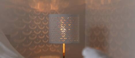 Fer et planche à repasser, Wi-Fi gratuit, draps fournis