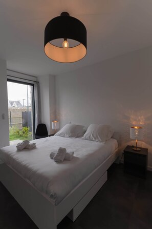 Iron/ironing board, free WiFi, bed sheets - Ty Four - Lovely luxury T2 flat with sea view (Porspoder)