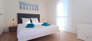 2 bedrooms, iron/ironing board, free WiFi