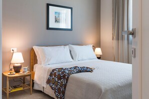 Iron/ironing board, travel crib, free WiFi