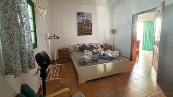 1 bedroom, blackout curtains, soundproofing, iron/ironing board