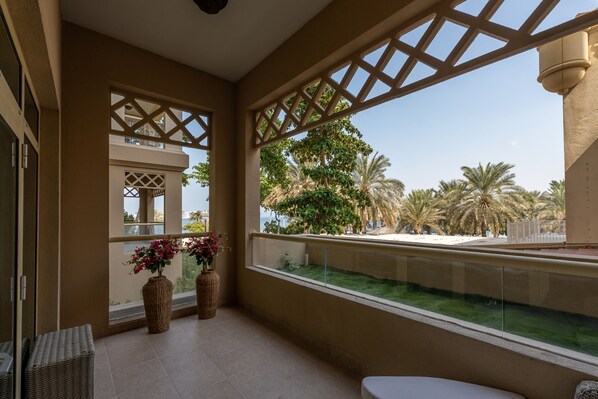 Apartment | 1 bedroom - Rustic Palm 1BR w Beach Access (Dubai)