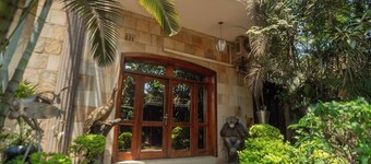 Room-a Large Room in Lubumbashi