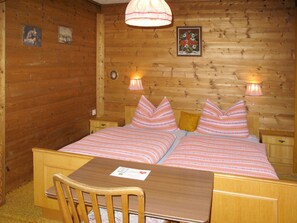 6 bedrooms, Internet