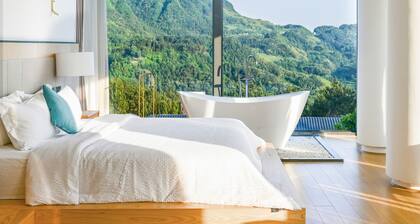 XMAN Sunrise Peaks Resort--Sky Mirror Infinity Pool