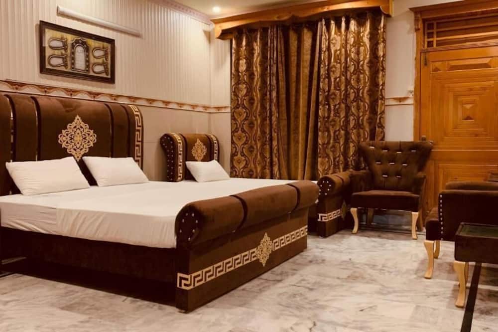 Istanbul Inn