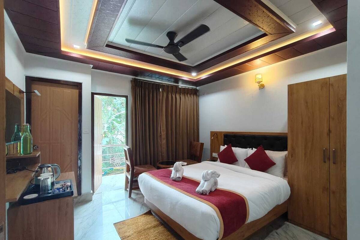 Kamar Superior, balkon, pemandangan bukit | Seprai antialergi, kedap suara, setrika/meja setrika, dan Wi-Fi gratis