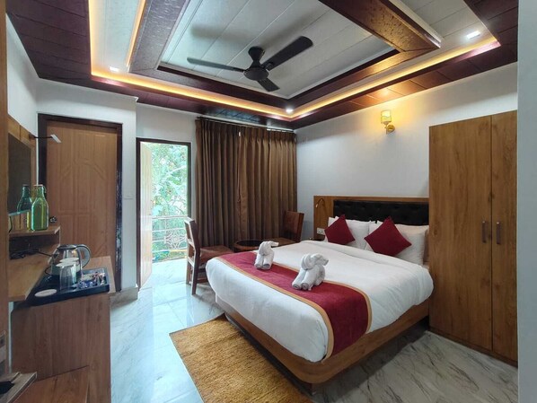 Superior Room, Balcony, Hill View