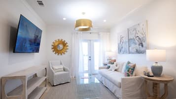 Una Smart TV, libros