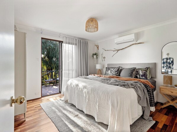 3 chambres, bureau, fer et planche à repasser, Wi-Fi gratuit