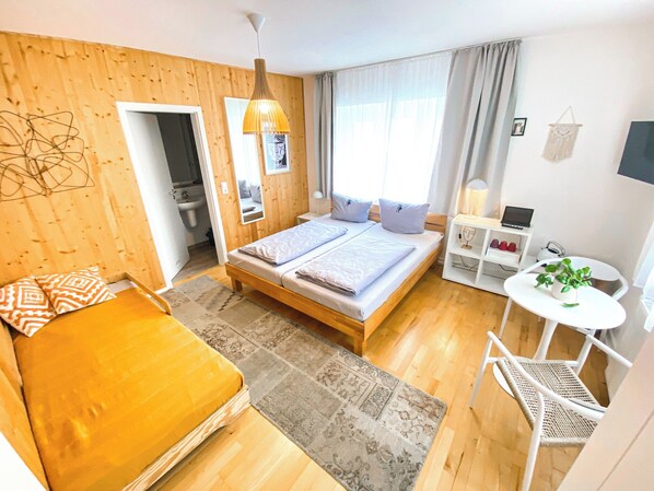 Standard Triple Room | Individually decorated, individually furnished, soundproofing, free WiFi