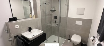 New apartment in central location with garden