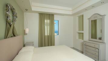 1 Schlafzimmer, Bügeleisen/Bügelbrett, Reisekinderbett, Bettwäsche