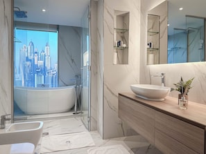 Luxury Studio, Marina View, Tower | Bathroom