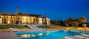 Villa Katrin: Indulge in Luxury & Relaxation