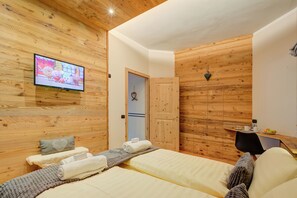 Familienapartment, Mehrere Schlafzimmer (Giglio) | 1 Schlafzimmer, kostenloses WLAN, Bettwäsche