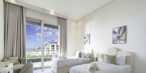 3 bedrooms, iron/ironing board, free WiFi - LUX Dream Palm Atlantis Sea View Suite (Dubai)