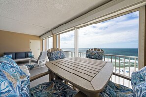 Signature Condo, 3 Bedrooms, Balcony, Beach View | Balcony - Bluewater 1504 (Orange Beach)