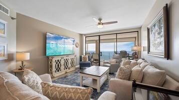 Appart'hôtel Signature, 3 chambres, balcon, vue plage | Salle de séjour