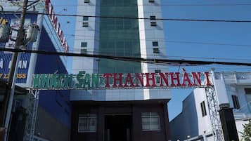 Depan hartanah