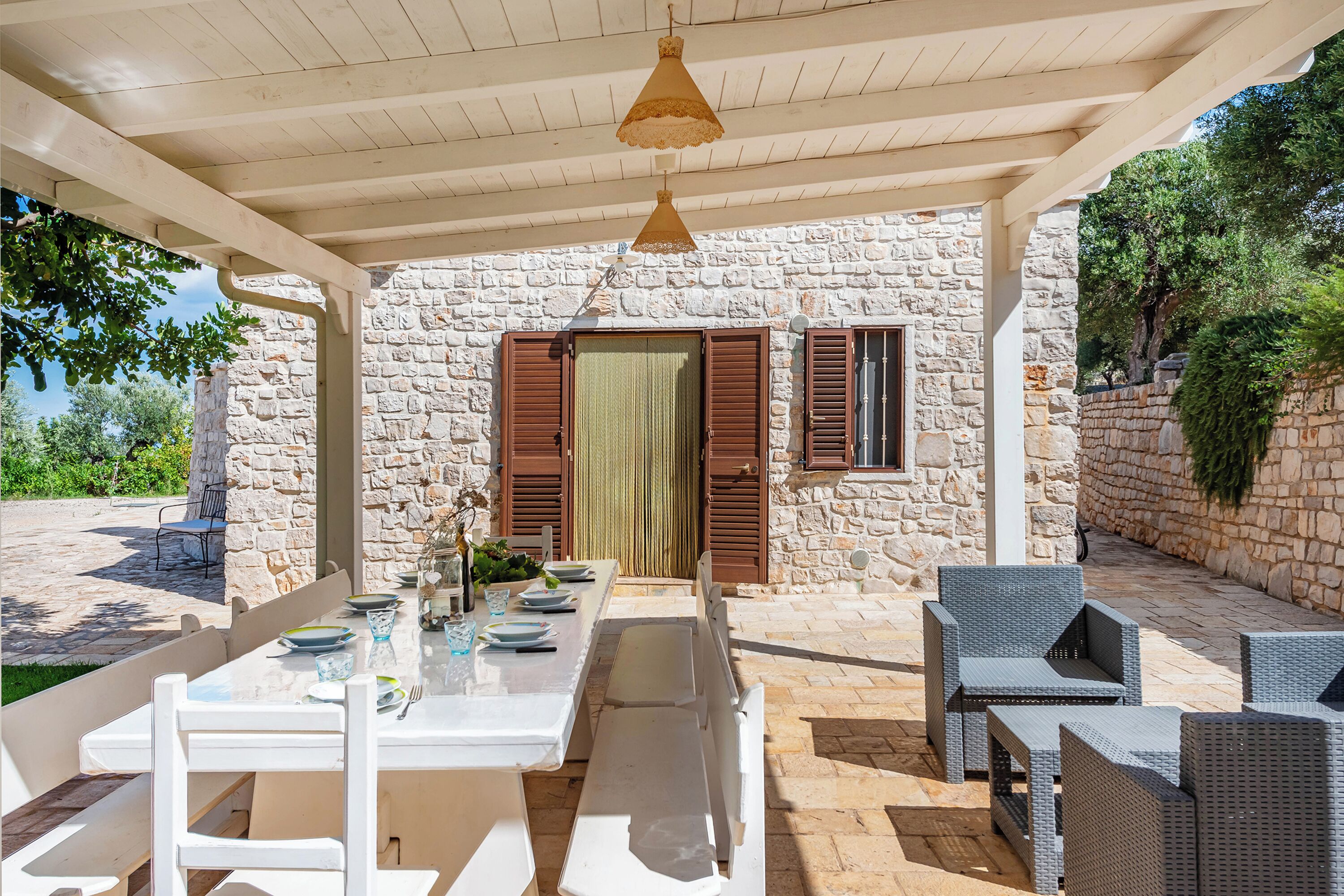 Family Villa, Multiple Bedrooms, 2 Bathrooms, Mountainside (Tenuta Guarini Trulli On Selva Di) | Outdoor dining
