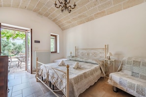Family Villa, 3 Bedrooms, 2 Bathrooms, Mountainside (Tenuta Guarini Trulli On Selva Di) | 3 bedrooms, iron/ironing board, free WiFi, bed sheets