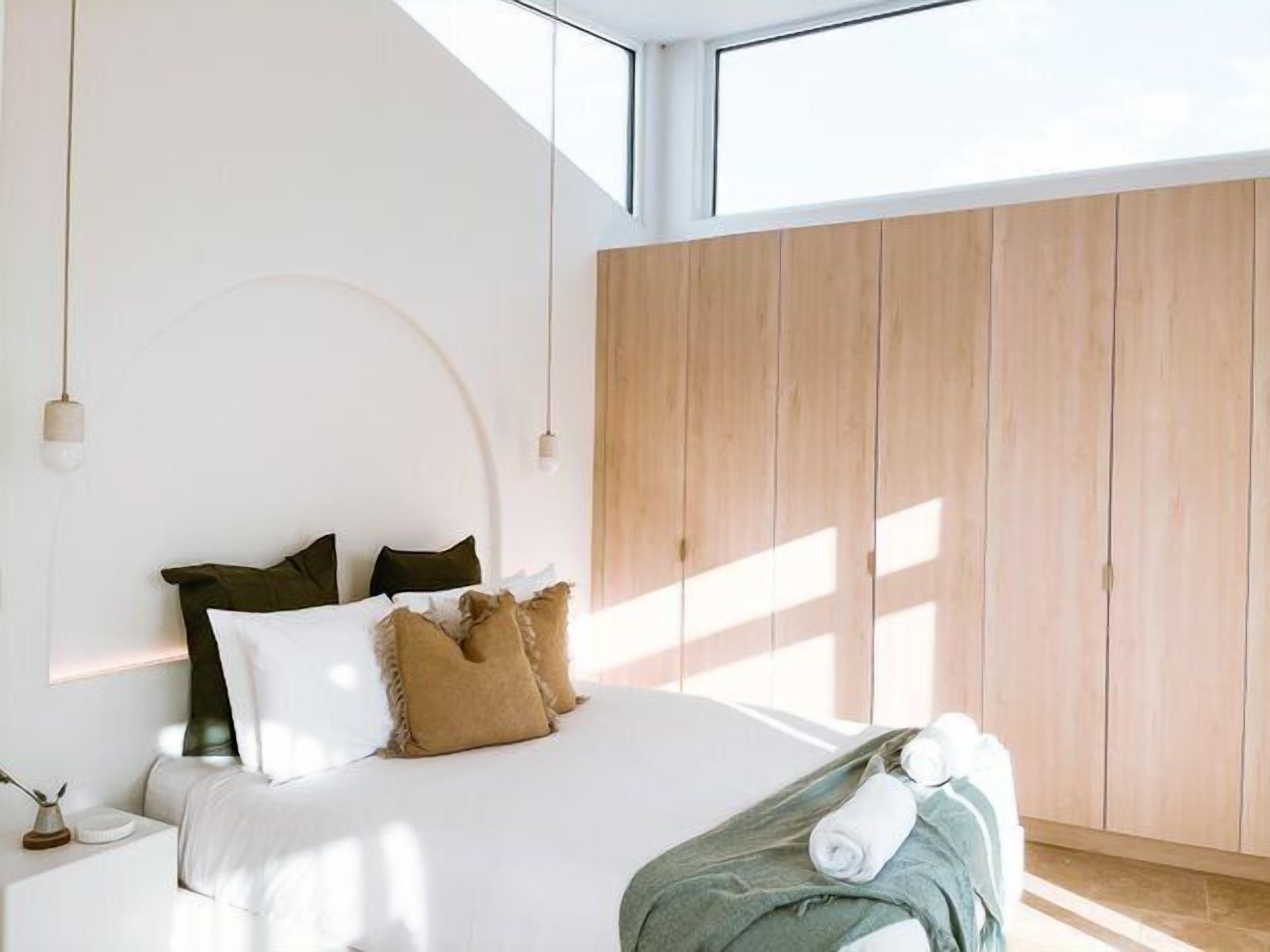 1 habitación, escritorio, tabla de planchar con plancha y wifi gratis 