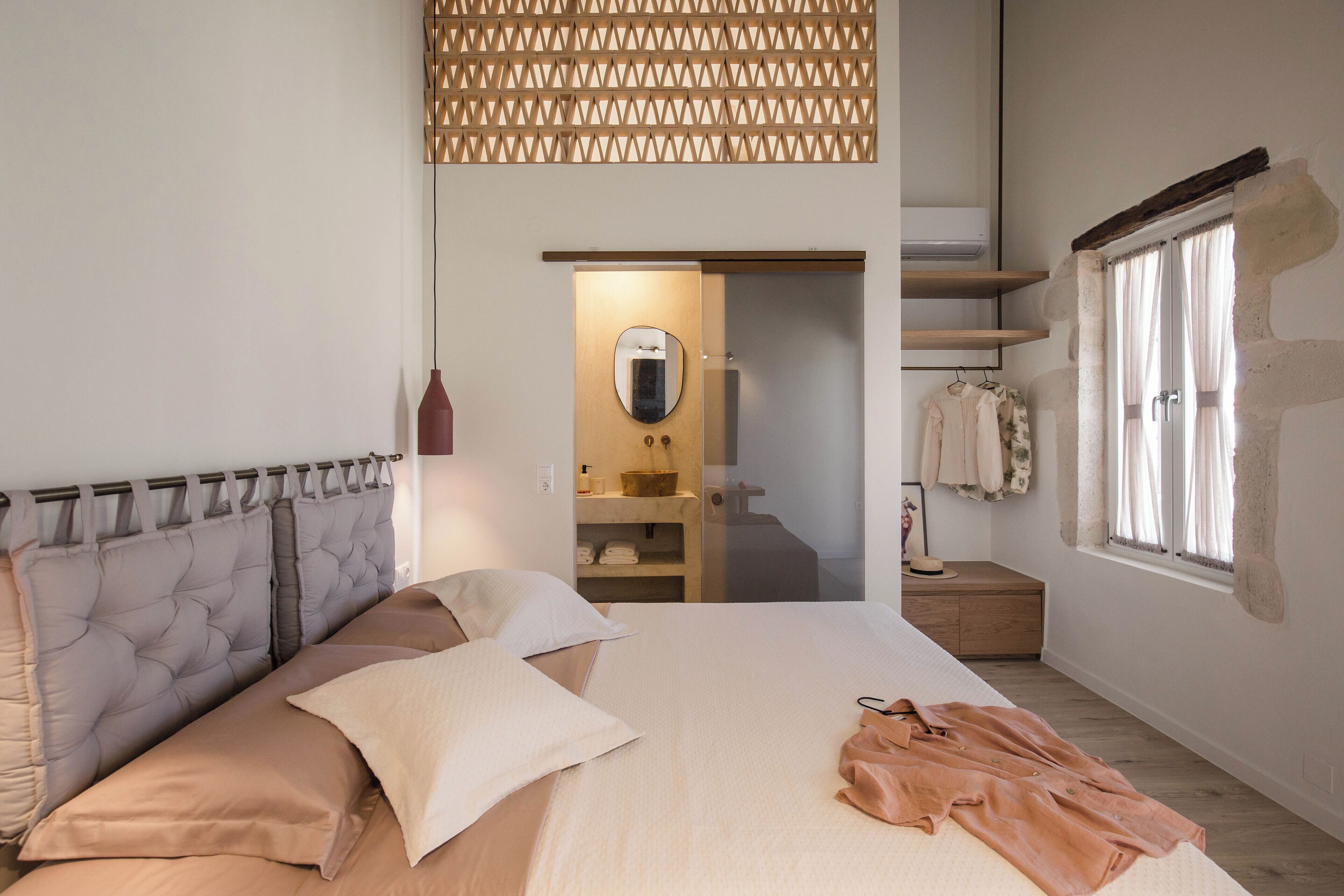 4 phòng ngủ, bàn, truy cập Internet không dây miễn phí 