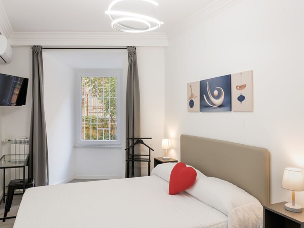 2 bedrooms, iron/ironing board, WiFi - Welcome Rome by Interhome (Rome: Historical City Center)