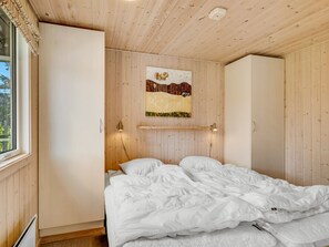 4 bedrooms, WiFi