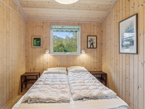 3 bedrooms, Internet