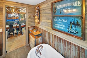 Interior - Rocky Ridge Cabin By Destination Big Bear:Incredible Natural Landscape Setting w/ Genuine Log Cabin! Peaceful & Private Outdoor Fire Pit! Cozy Mountain Ambiance! Game Table! PET FRIENDLY! (Big Bear Lake)