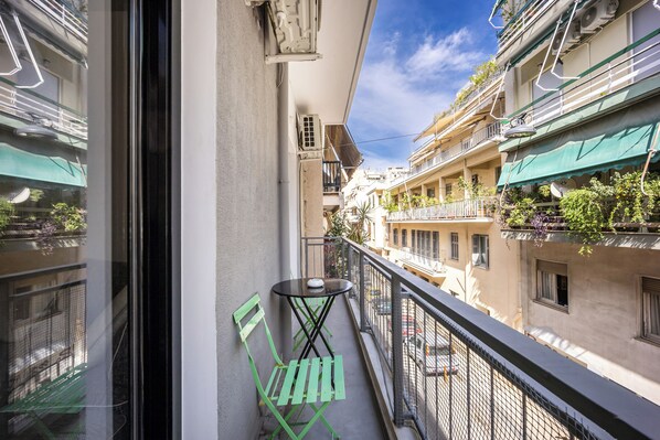 Comfort-Apartment, Stadtblick | Balkon
