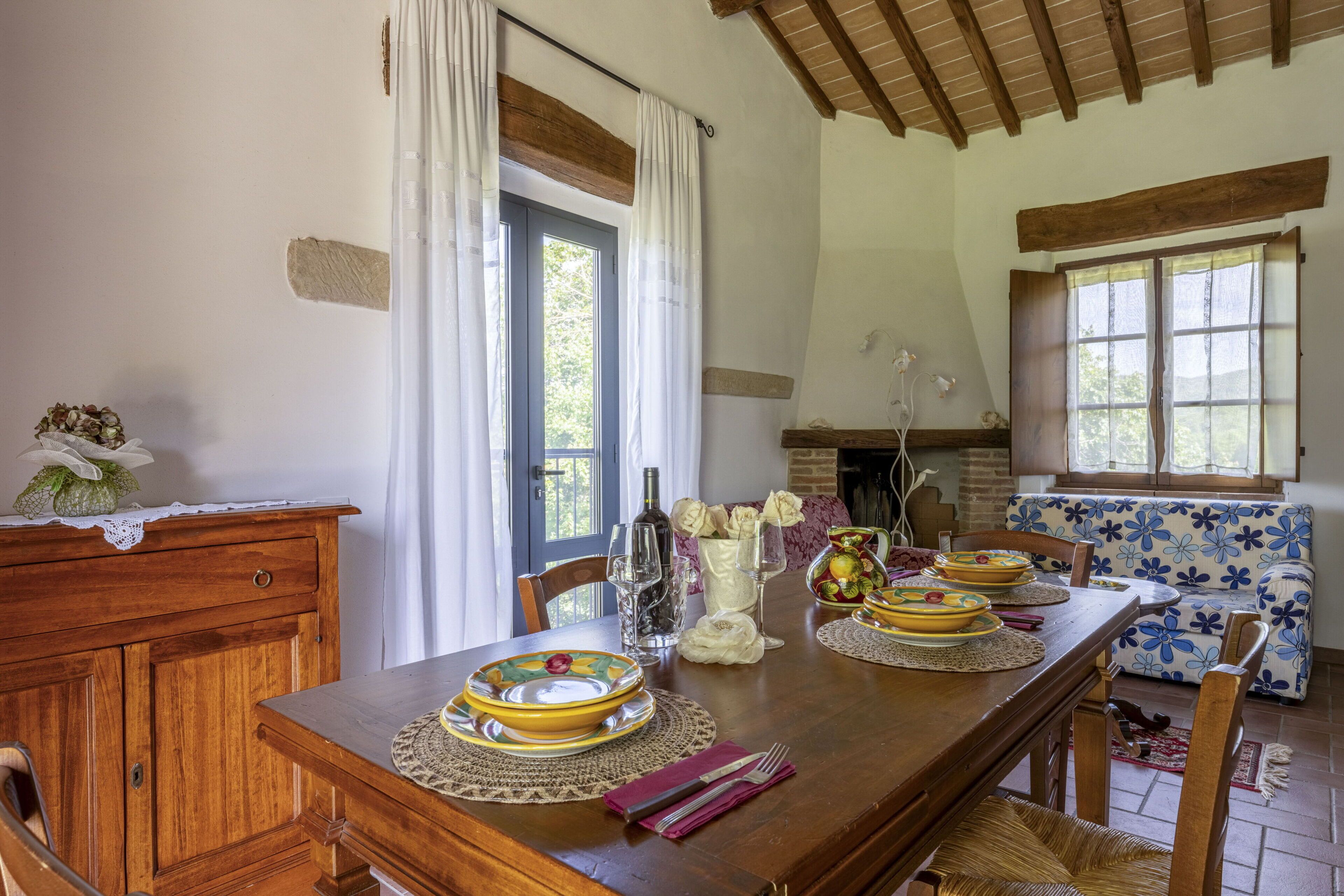 Casa, vista para a colina | Cozinha privada | Geladeira grande, micro-ondas, fogão, cooktop