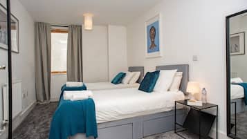 2 bedrooms