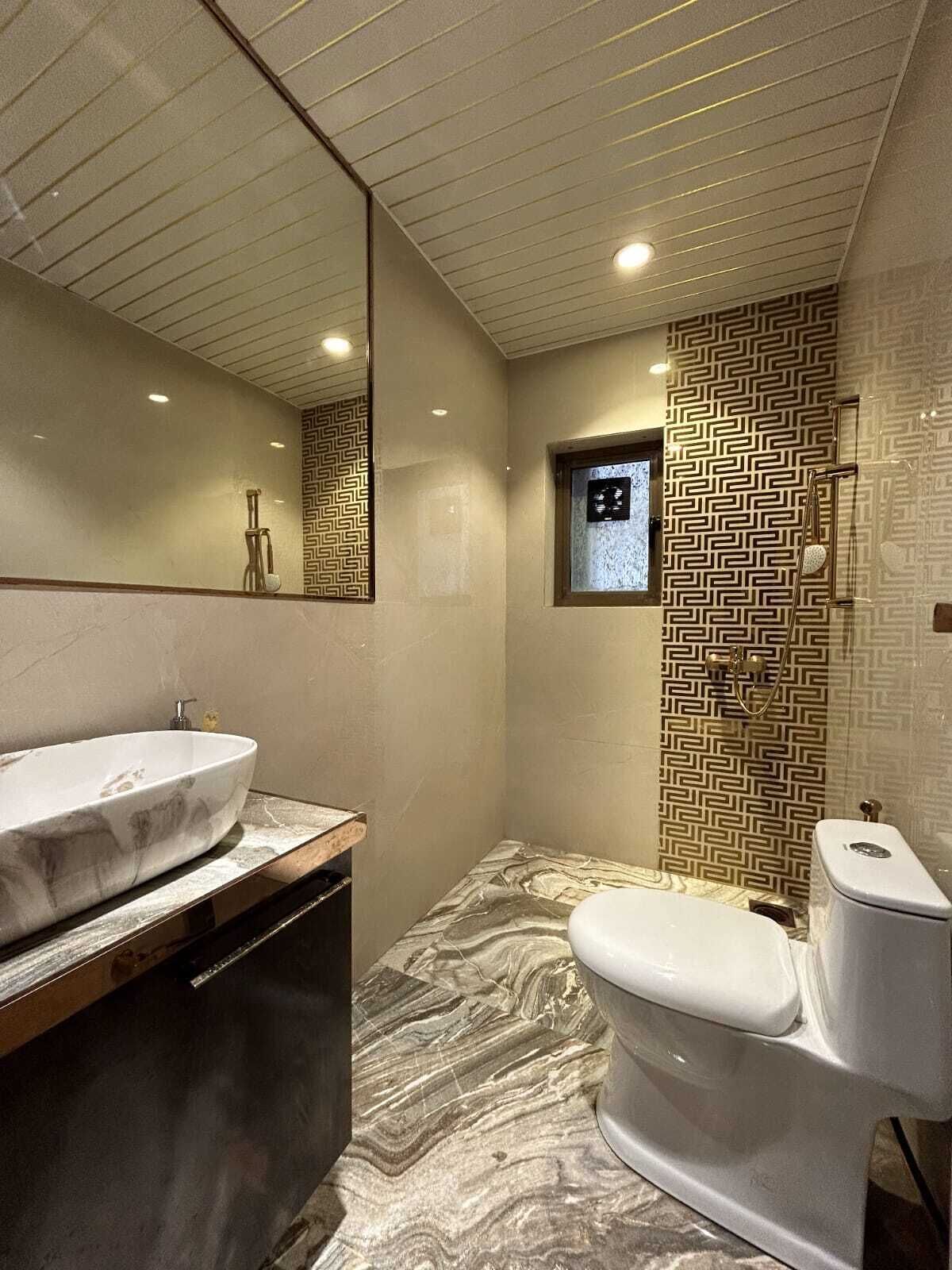 Shower, towels, soap, shampoo