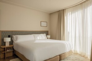 华丽公寓, 城市景观 | 客房内保险箱、办公桌、笔记本电脑工作区、遮光窗帘