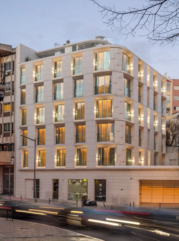 Front of property - POSTCODE Liberdade (Lisbon)