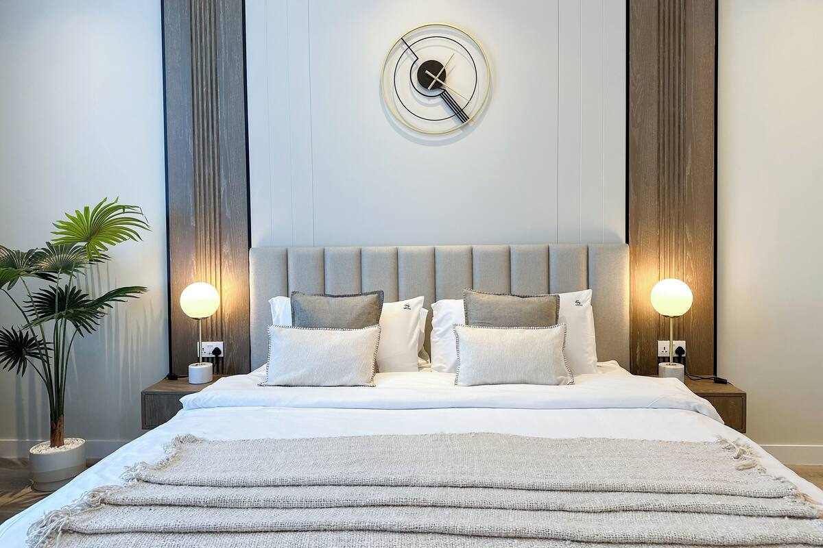 Luxury Apartment, Garden View, Beachfront | In-room safe, desk, iron/ironing board, WiFi (free)