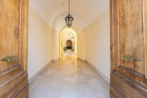 Entrée de l’hébergement