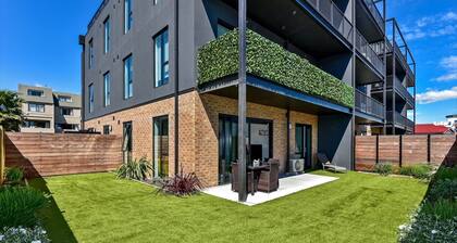 Brand New, Stylish Central City, Secure Parking