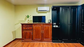 Executive Suite, 1 King Bed